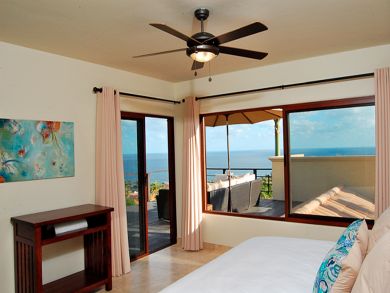 Walk to The Beach From this Los Cabos Vacation Villa