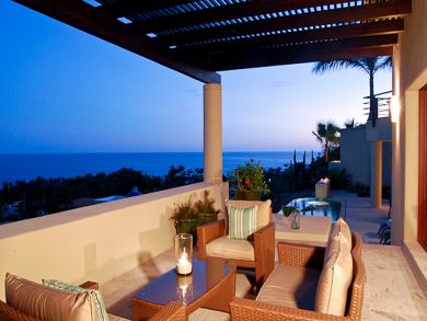 Walk to The Beach From this Los Cabos Vacation Villa