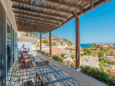 Oceanfront Luxury Vacation Villa with Six Bedrooms Rent Now