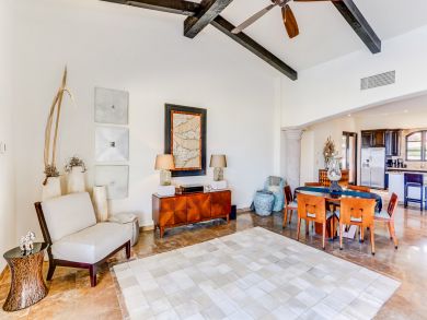 A Two Min Walk toPrivate Beach Locate din Resort Community A Two Min Walk toPrivate Beach Locate din Resort Community