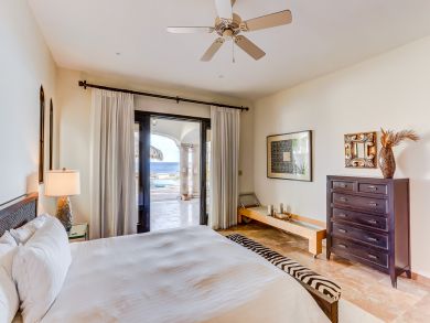 A Two Min Walk toPrivate Beach Locate din Resort Community A Two Min Walk toPrivate Beach Locate din Resort Community
