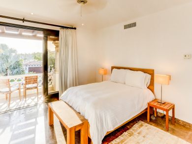 A Two Min Walk toPrivate Beach Locate din Resort Community A Two Min Walk toPrivate Beach Locate din Resort Community