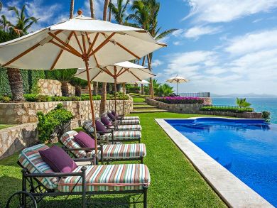 The Ultimate Beachfront Vacation Villa Posh in Every Way
