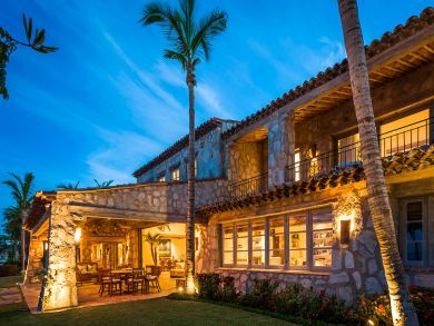 The Ultimate Beachfront Vacation Villa Posh in Every Way