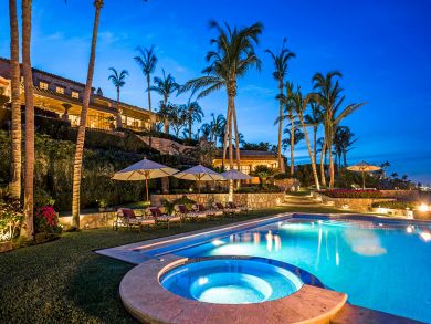 The Ultimate Beachfront Vacation Villa Posh in Every Way
