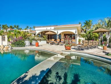 Located Between San Jose Del Cabo and Cabo San Lucas