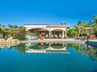 Located Between San Jose Del Cabo and Cabo San Lucas