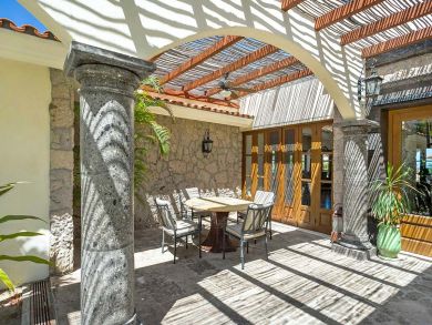 Located Between San Jose Del Cabo and Cabo San Lucas