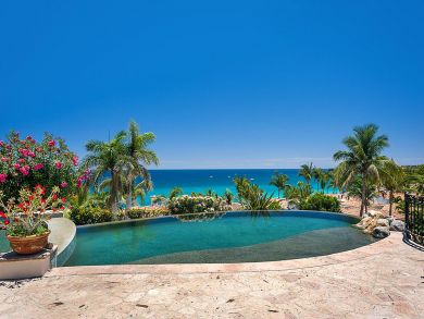 Located Between San Jose Del Cabo and Cabo San Lucas