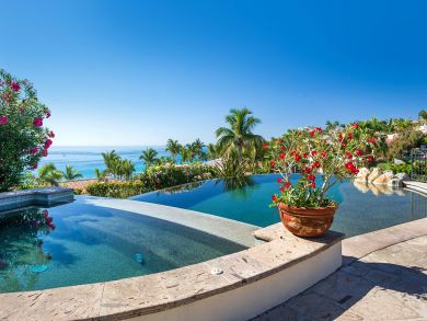 Located Between San Jose Del Cabo and Cabo San Lucas