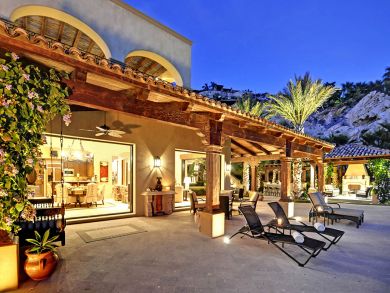 Four Bedroom Villa What a Great Rental Option.