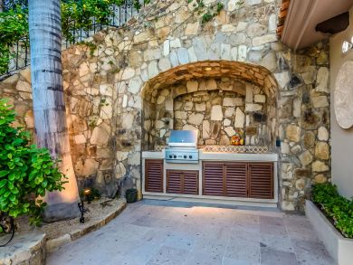 This Luxury Vacation Villa is One of the Best Three Bedrooms