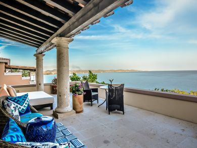 This Luxury Vacation Villa is One of the Best Three Bedrooms