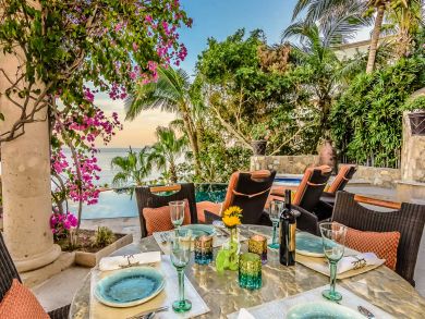 This Luxury Vacation Villa is One of the Best Three Bedrooms