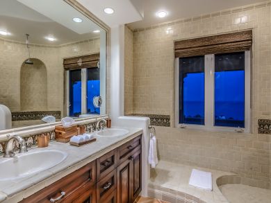 This Luxury Vacation Villa is One of the Best Three Bedrooms