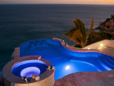 Magnificent Villa Sleeps 21 Guests