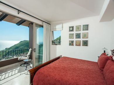 Ten Bedroom Luxury Villa Open for Renting Today Sleeps 20