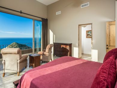 Ten Bedroom Luxury Villa Open for Renting Today Sleeps 20