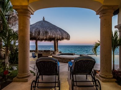 Beachfront Villa Housekeeping & Security Excellent Views.