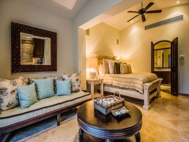 Beachfront Villa Housekeeping & Security Excellent Views.