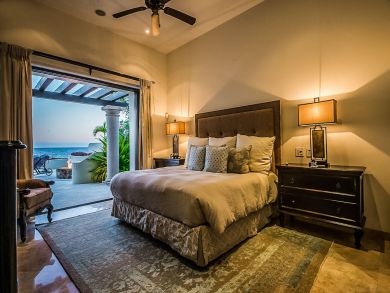 Beachfront Villa Housekeeping & Security Excellent Views.