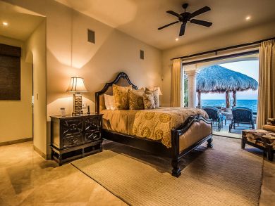 Beachfront Villa Housekeeping & Security Excellent Views.