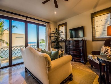 Beachfront Villa Housekeeping & Security Excellent Views.