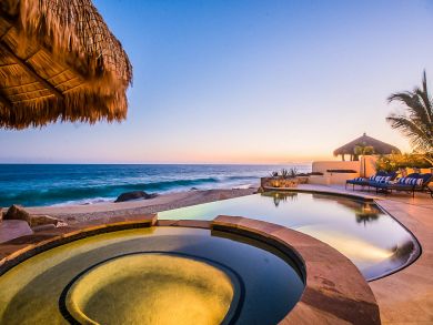 Beachfront Villa Housekeeping & Security Excellent Views.