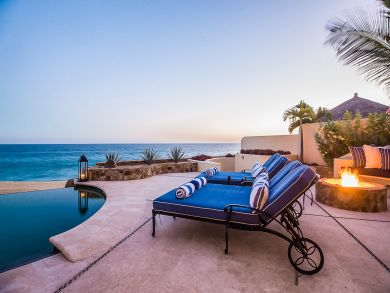 Beachfront Villa Housekeeping & Security Excellent Views.