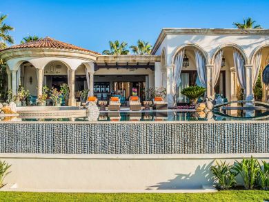 One of the Most Luxurious Vacation Villas Oceanfront