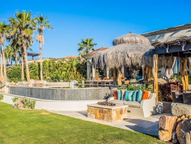 One of the Most Luxurious Vacation Villas Oceanfront