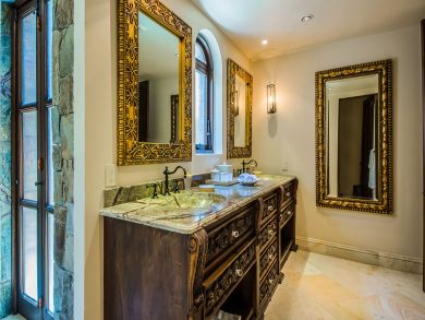 One of the Most Luxurious Vacation Villas Oceanfront