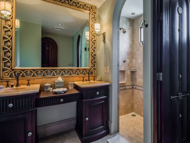 One of the Most Luxurious Vacation Villas Oceanfront