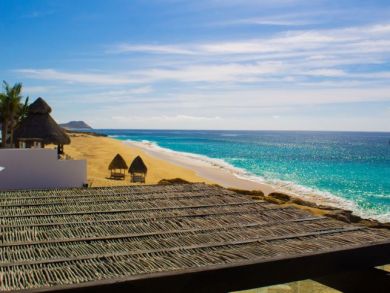 A Los Cabos Resort with Staff of Nine Luxury Retreat!
