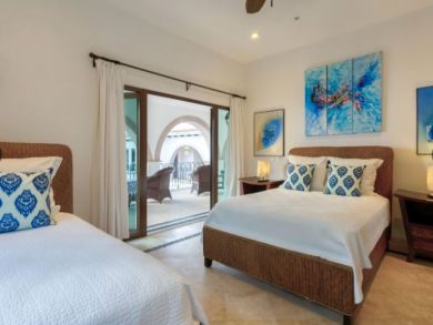 A Los Cabos Resort with Staff of Nine Luxury Retreat!