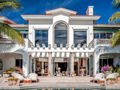 Los Cabos Villa with Staff