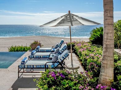 Los Cabos Villa with Staff