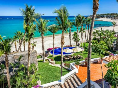 Amazing Villa with Staff View Photos.