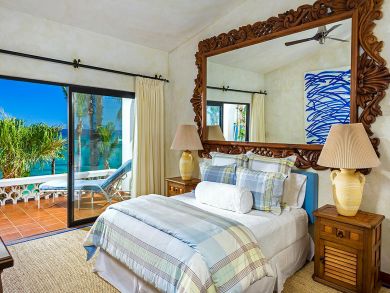 Amazing Villa with Staff View Photos.