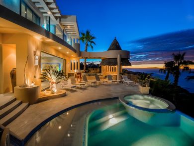 Luxury Villa with Amazing Views