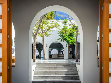 The Ultimate Oceanfront Cabo Villa with Staff Call Today