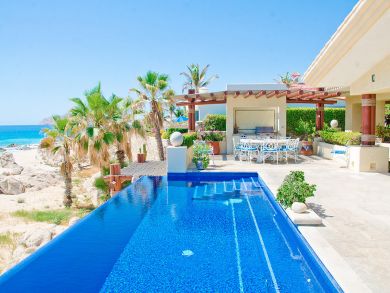 Six Well Appointed Spacious Bedrooms Luxury Vacation Home