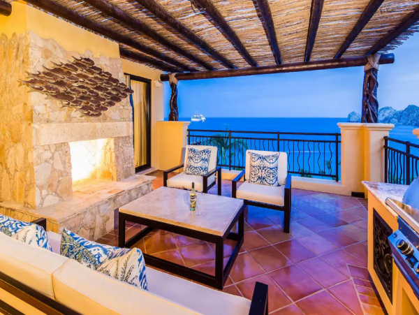 A Very Special Residence with Great Views Los Cabos