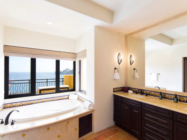 A Very Special Residence with Great Views Los Cabos