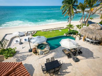 Great Bedrooms, Pool, Views, Prices, Call Agent Today Great Bedrooms, Pool, Views, Prices, Call Agent Today
