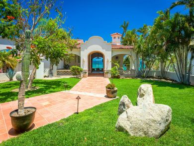 Great Bedrooms, Pool, Views, Prices, Call Agent Today Great Bedrooms, Pool, Views, Prices, Call Agent Today