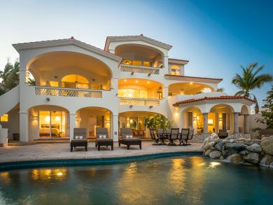 Great Bedrooms, Pool, Views, Prices, Call Agent Today Great Bedrooms, Pool, Views, Prices, Call Agent Today