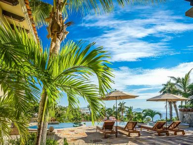 This Villa Has All the Bells and Whistles.