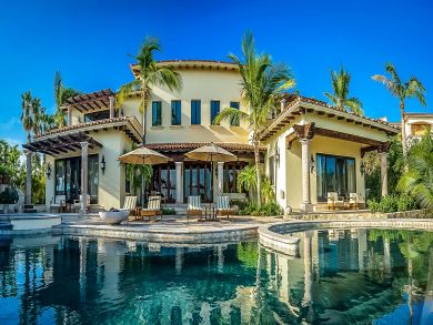 This Villa Has All the Bells and Whistles.