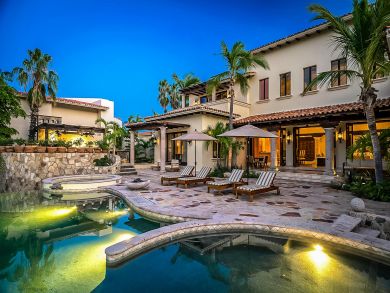 This Villa Has All the Bells and Whistles.